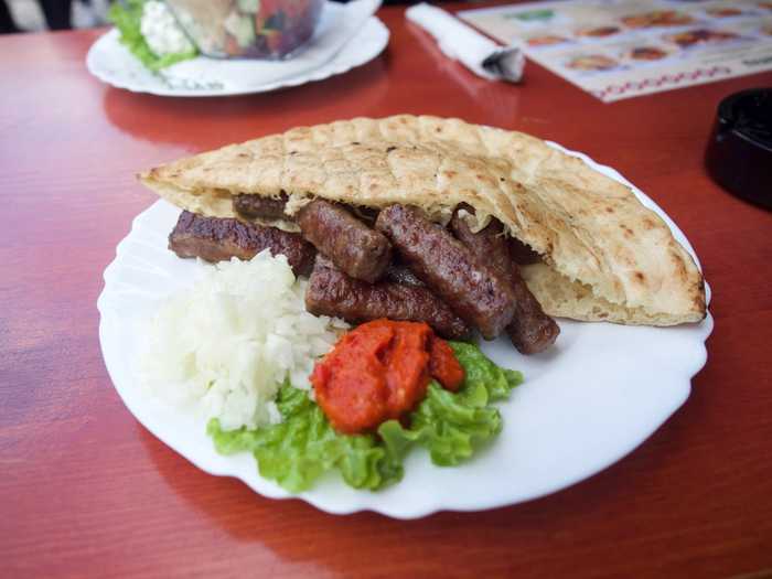 bosnia sarajevo food cevapi